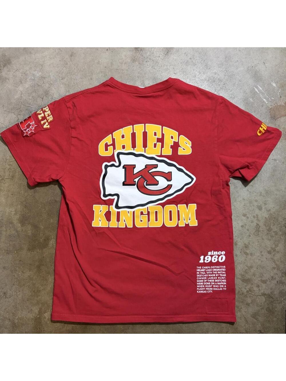 Mitchell & Ness Kansas City Chiefs Kingdom Super Bowl IV Graphic Tee Red Large